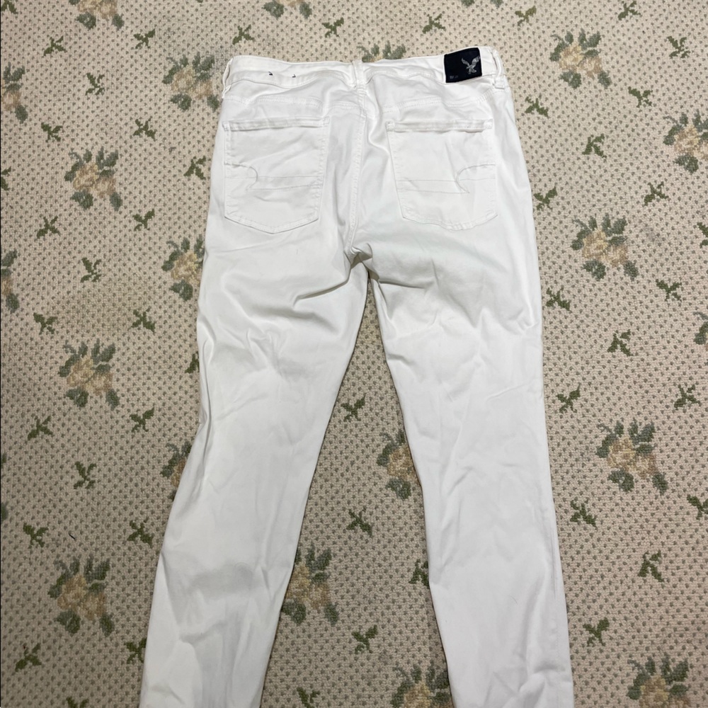 American eagle size 12 super super stretch white skinny Jean